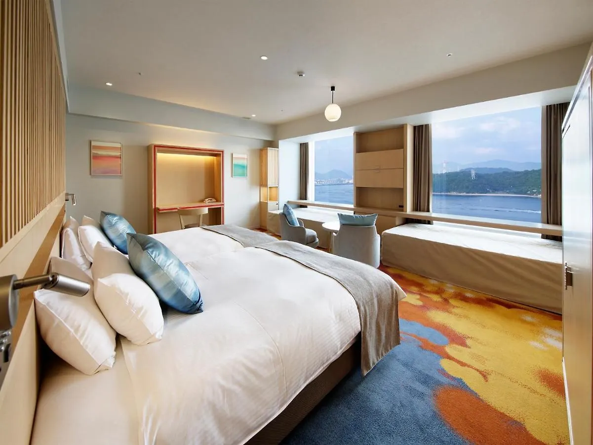 Grand Prince Hotel Hiroshima 4*,